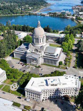 An aerial view of the Legislative Building on the Washington State Capitol Campus